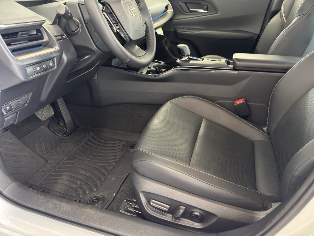 2025 Toyota Prius XLE