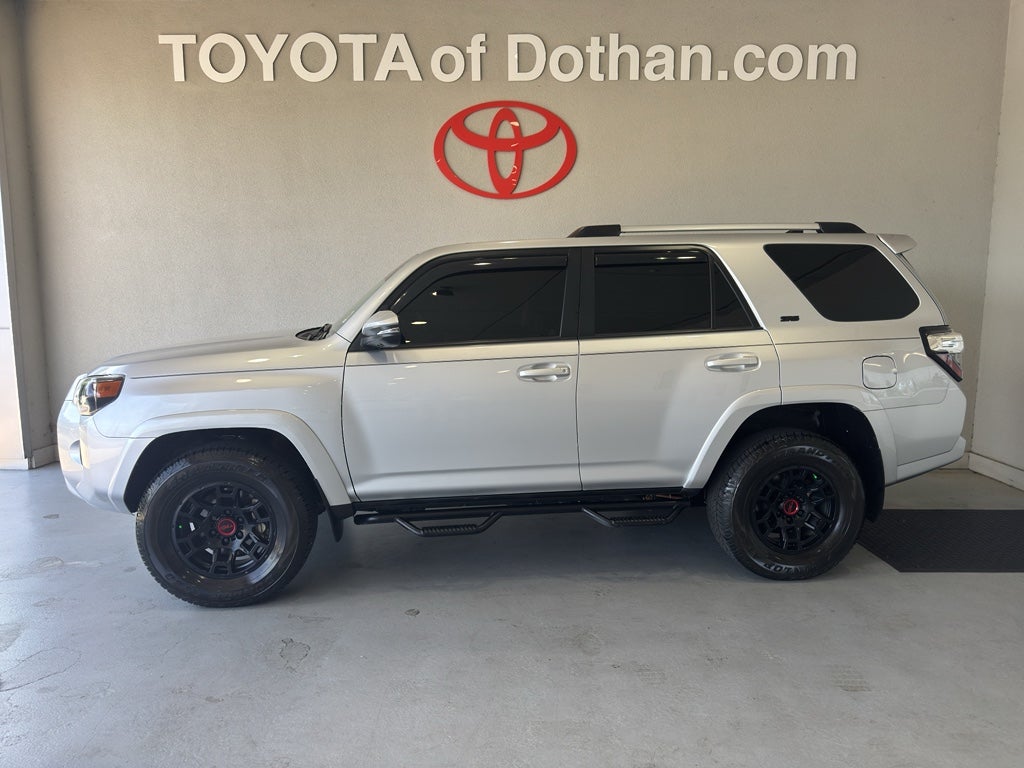 2024 Toyota 4Runner SR5 Premium 4WD V6's photo
