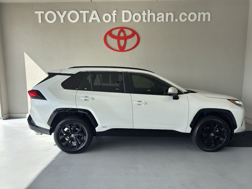 2023 Toyota RAV4 Hybrid SE
