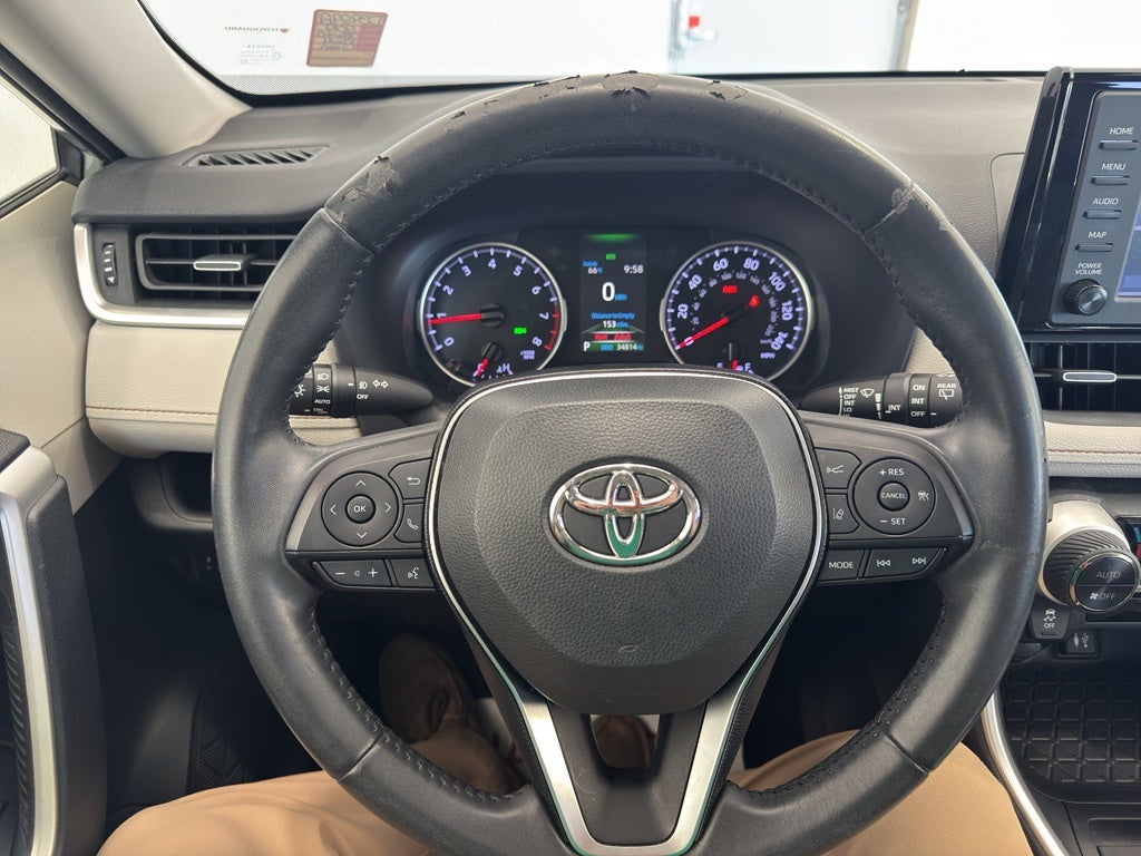 2019 Toyota RAV4 XLE Premium