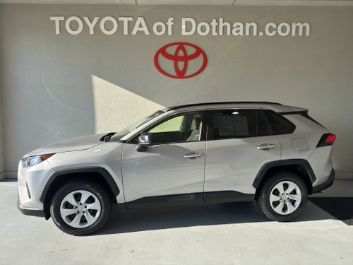 2020 Toyota RAV4 LE