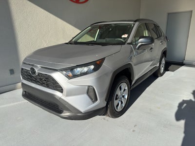 2020 Toyota RAV4 LE