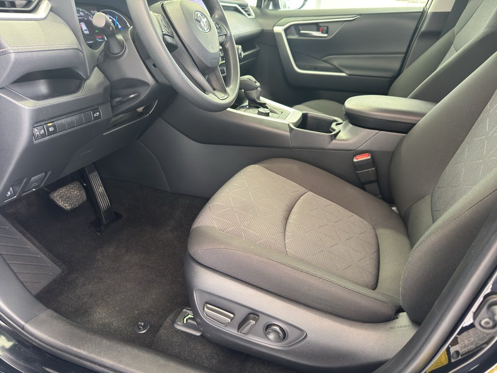 2025 Toyota RAV4 Hybrid Hybrid XLE