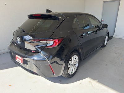 2025 Toyota Corolla Hatchback SE