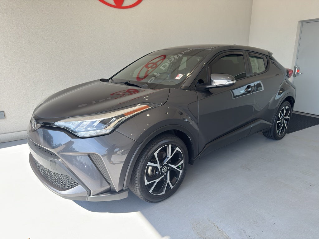 2022 Toyota C-HR XLE