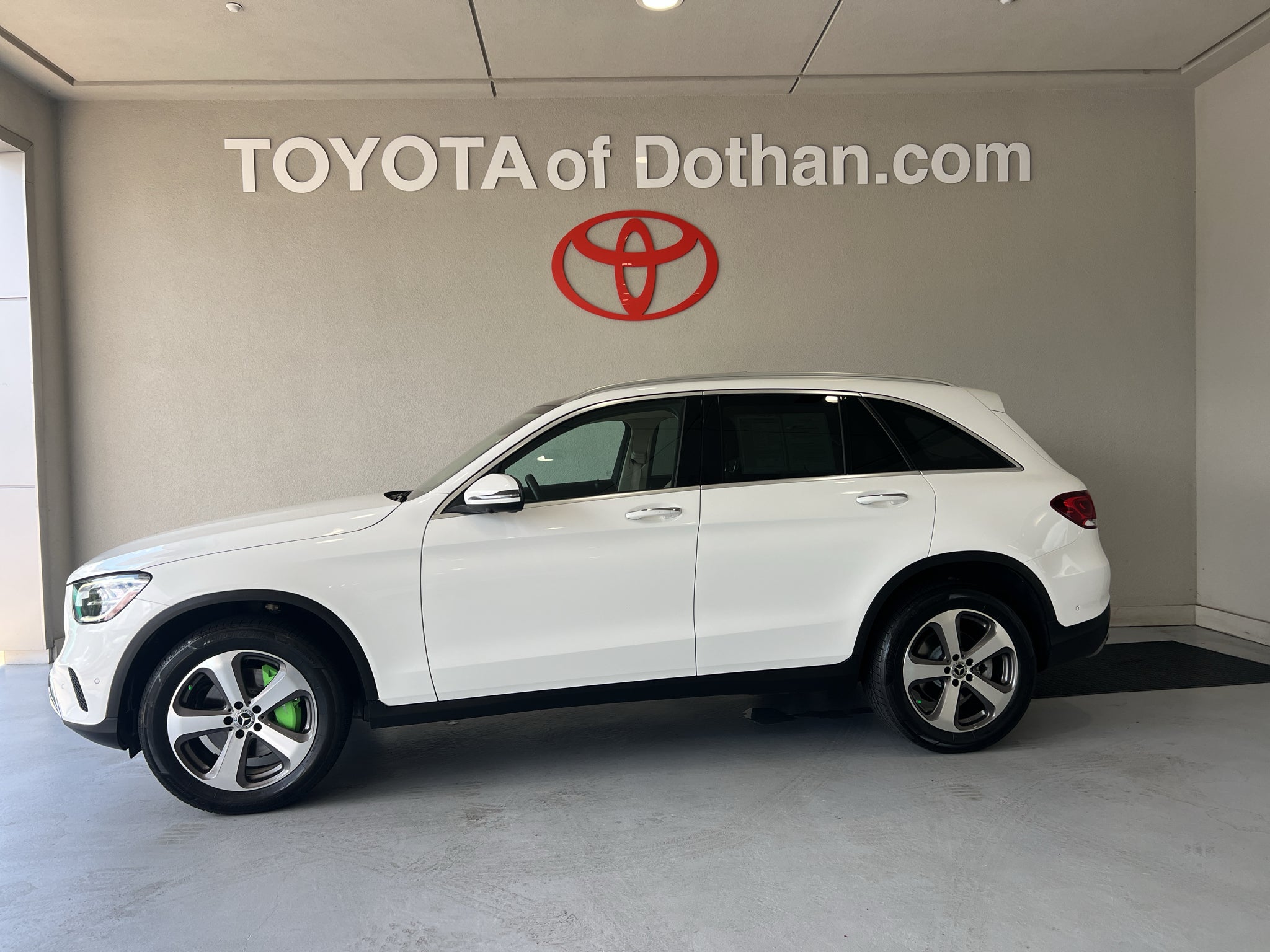 2022 Mercedes-Benz GLC